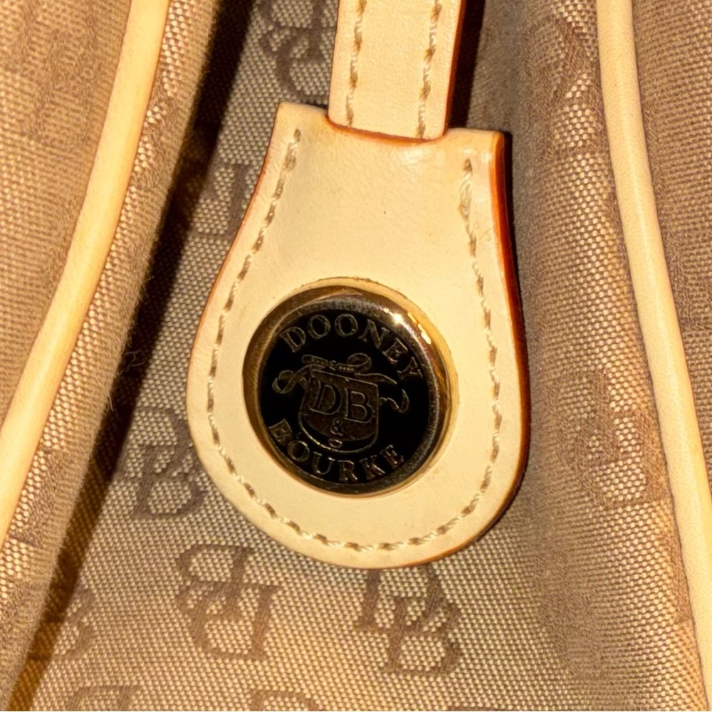 Dooney & Bourke Beige Monogram Tote with Cream Trim with extras - Picture 10 of 11